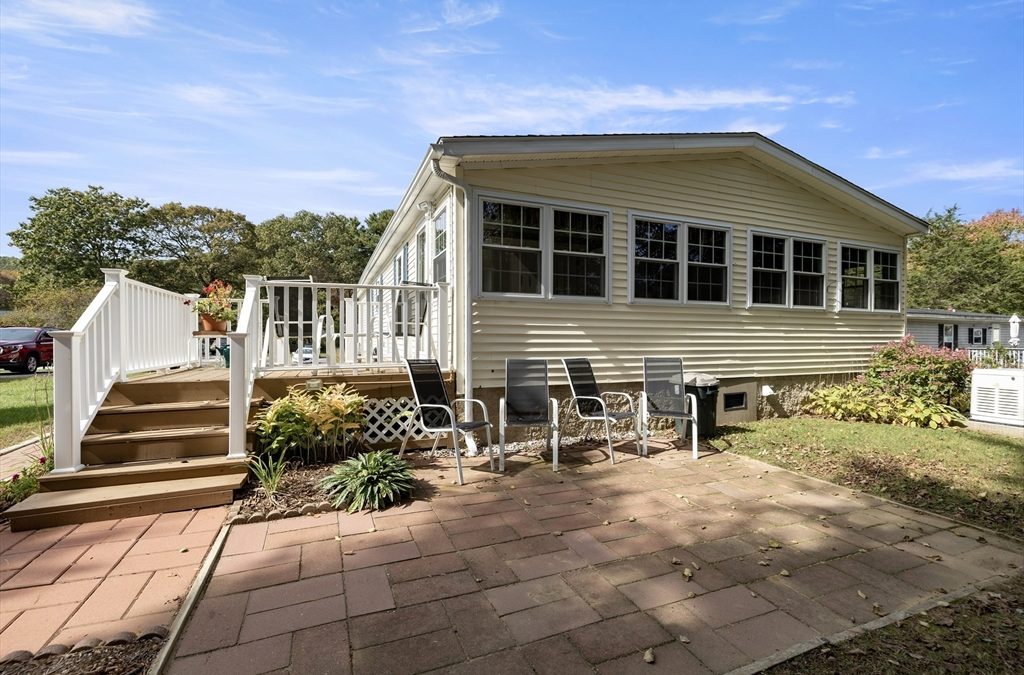 Price Changed | 18 Fox Run, Brookfield, MA 01506